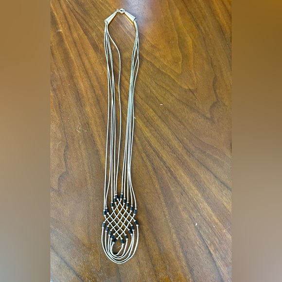 Vintage Black and gold necklace. - Picture 2 of 2